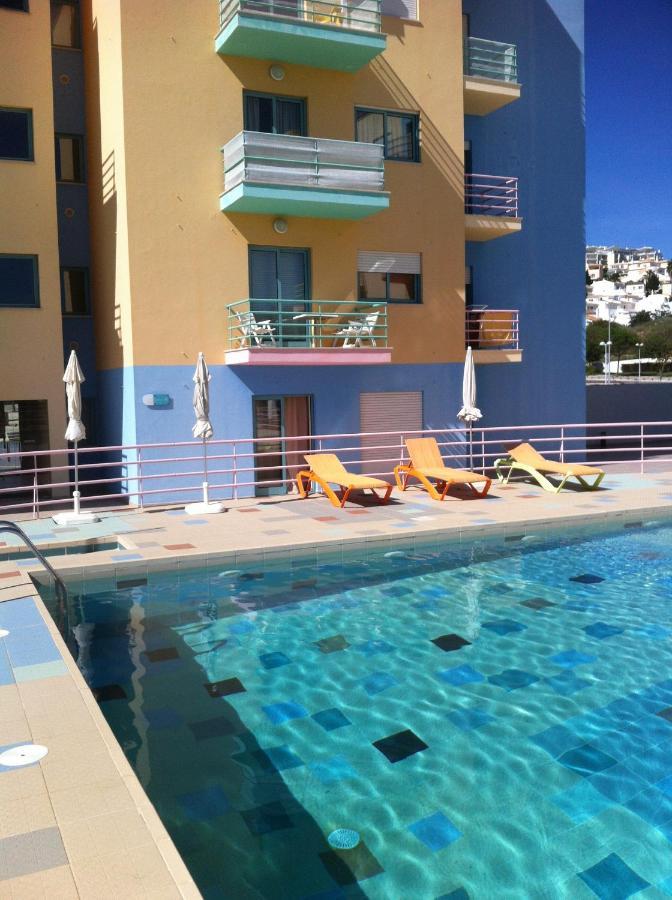 Marina De Albufeira T1 Ate 2 Pax Ou T2 Ate 6 Pax Com Piscina E Vista Marina Apartment Exterior photo